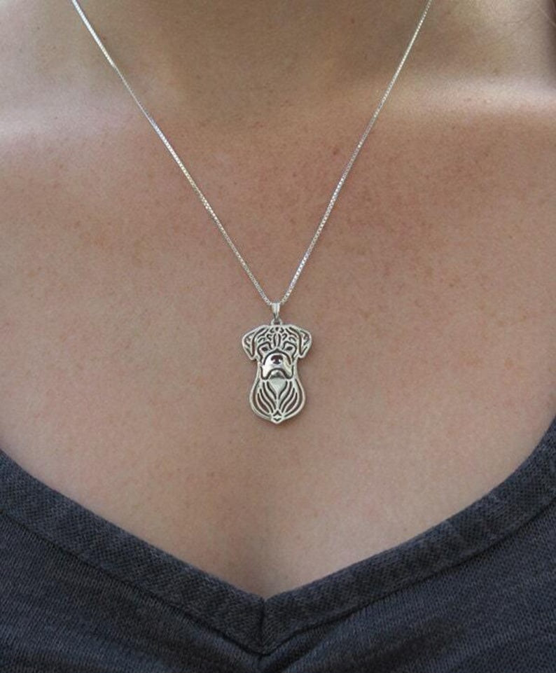 Boxer pendant & necklace